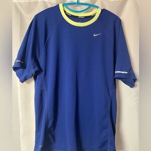Men’s Nike running short sleeve shirt. Royal blue. Size large. EUC